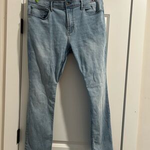 Old Navy Light Blue Slim Leg Men’s Jeans